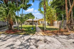 813 SE 14th Ct, Fort Lauderdale, FL 33316 - Photo 15