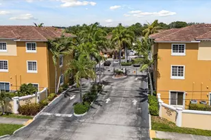 131 NW 2nd Ave, Hallandale, FL 33009 - Photo 31