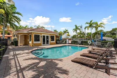 131 NW 2nd Avenue #3, Hallandale, FL 33009 - Photo 25