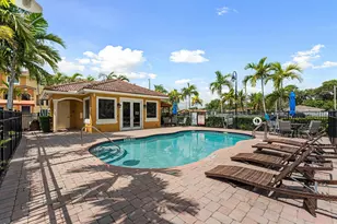 131 NW 2nd Ave, Hallandale, FL 33009 - Photo 25