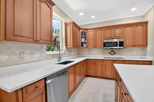2520 Glendale Pl, Royal Palm Beach, FL 33411 - Photo 23