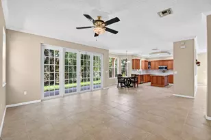 2520 Glendale Pl, Royal Palm Beach, FL 33411 - Photo 15
