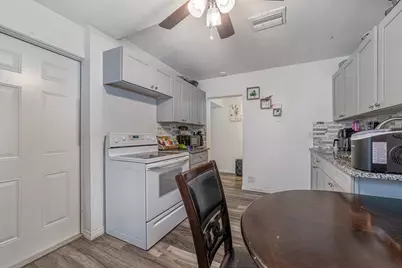 516 Nathan Hale Road, West Palm Beach, FL 33405 - Photo 25