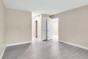 100 Ashbury Rd, Hollywood, FL 33024 - Photo 27
