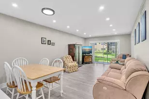 100 Ashbury Rd, Hollywood, FL 33024 - Photo 11