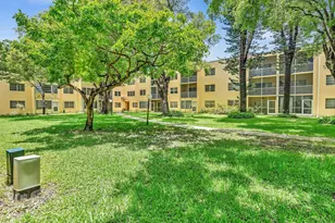 100 Ashbury Rd, Hollywood, FL 33024 - Photo 37