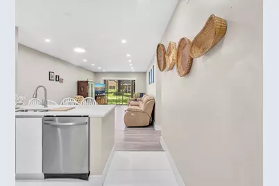 100 Ashbury Road #103, Hollywood, FL 33024 - Photo 5