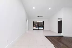 10506 NW 7th Ct, Plantation, FL 33324 - Photo 7