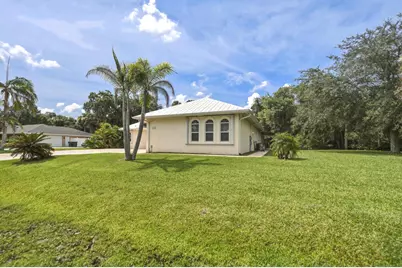 2305 Winding Creek Lane, Fort Pierce, FL 34981 - Photo 59