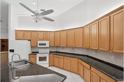 2305 Winding Creek Lane, Fort Pierce, FL 34981 - Photo 23