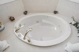 2305 Winding Creek Ln, Fort Pierce, FL 34981 - Photo 33