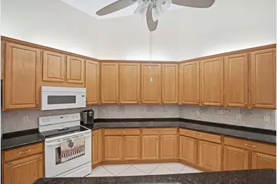 2305 Winding Creek Lane, Fort Pierce, FL 34981 - Photo 25