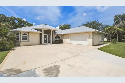 2305 Winding Creek Lane, Fort Pierce, FL 34981 - Photo 3