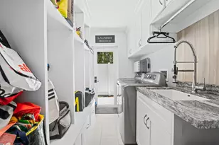 3051 NE 46th St, Fort Lauderdale, FL 33308 - Photo 21
