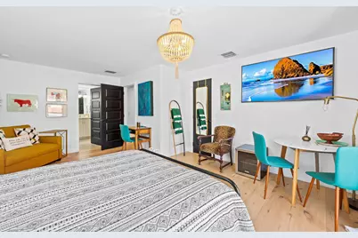 3051 NE 46th Street, Fort Lauderdale, FL 33308 - Photo 25