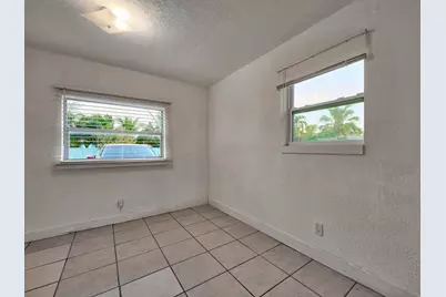 3515 NW 40th Street, Lauderdale Lakes, FL 33309 - Photo 31