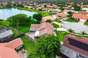 5781 Laurel Green Cir, Boynton Beach, FL 33437 - Photo 45