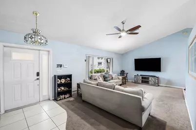 5781 Laurel Green Circle, Boynton Beach, FL 33437 - Photo 5
