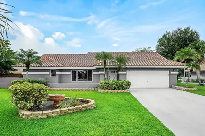 5781 Laurel Green Circle, Boynton Beach, FL 33437 - Photo 1
