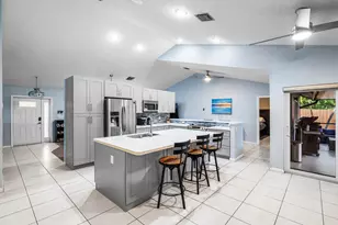 5781 Laurel Green Cir, Boynton Beach, FL 33437 - Photo 17