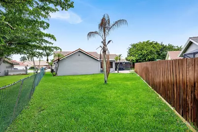 5781 Laurel Green Circle, Boynton Beach, FL 33437 - Photo 33