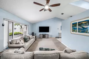 5781 Laurel Green Cir, Boynton Beach, FL 33437 - Photo 7