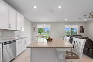 10454 SW Captiva Dr, Port Saint Lucie, FL 34987 - Photo 25