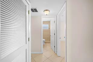 1153 Bayshore Dr, Fort Pierce, FL 34949 - Photo 9