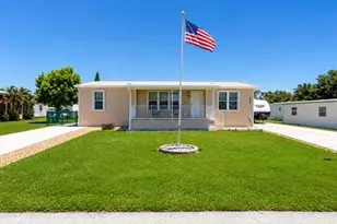 7079 SE Bluebird Cir, Hobe Sound, FL 33455 - Photo 1