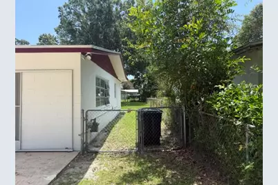 304 S 30th Street, Fort Pierce, FL 34947 - Photo 3