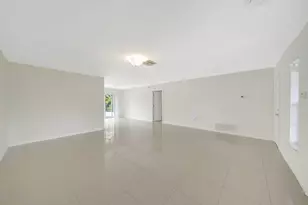 2545 NW 105th Ln, Sunrise, FL 33322 - Photo 17
