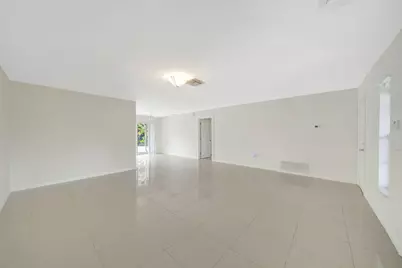 2545 NW 105th Lane, Sunrise, FL 33322 - Photo 17