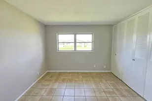 2966 Ashley Dr E, West Palm Beach, FL 33415 - Photo 11
