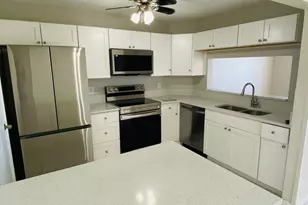 2217 Discovery Cir W, Deerfield Beach, FL 33442 - Photo 19