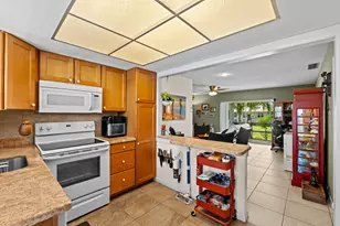 312 NE 17th Ave, Boynton Beach, FL 33435 - Photo 3