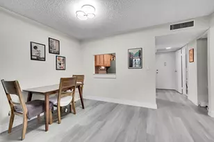 1000 Parkview Dr, Hallandale Beach, FL 33009 - Photo 9