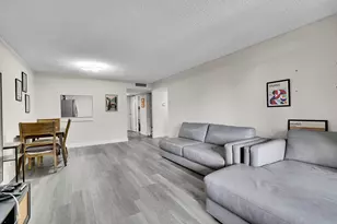 1000 Parkview Dr, Hallandale Beach, FL 33009 - Photo 11