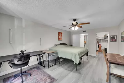 1000 Parkview Drive #306, Hallandale Beach, FL 33009 - Photo 17