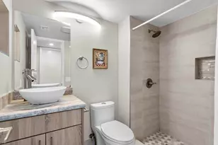 3150 W Rolling Hills Cir, Davie, FL 33328 - Photo 19