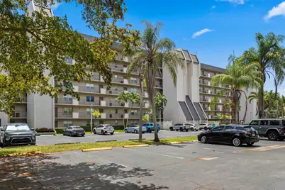 3150 W Rolling Hills Circle #704, Davie, FL 33328 - Photo 3