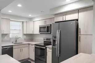 3150 W Rolling Hills Cir, Davie, FL 33328 - Photo 1