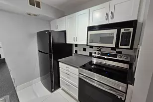 2148 Sherwood Forest Blvd, West Palm Beach, FL 33415 - Photo 7