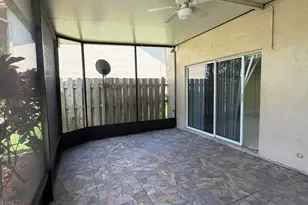 9741 NW 37th St, Sunrise, FL 33351 - Photo 13
