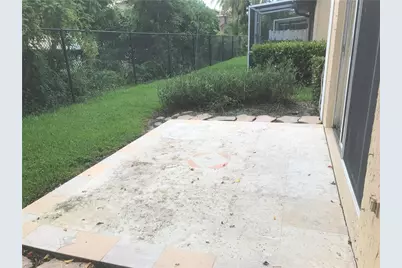 5449 NW 90th Avenue, Sunrise, FL 33351 - Photo 9