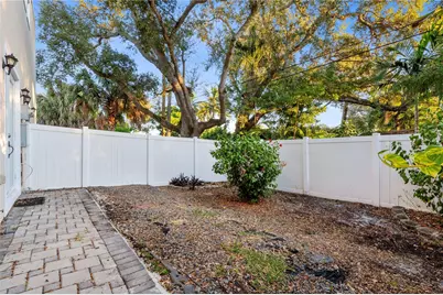 316 SW 16th Street #B, Fort Lauderdale, FL 33315 - Photo 9
