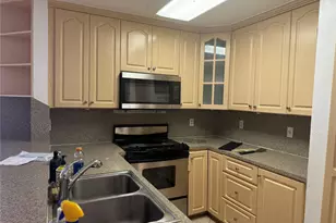 4350 SW 72nd Terrace SW, Davie, FL 33314 - Photo 5
