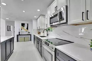 832 SW 10th Ave, Boca Raton, FL 33486 - Photo 9