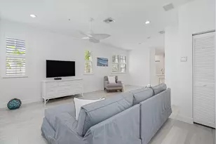 295 NE 5th Ave, Delray Beach, FL 33483 - Photo 23