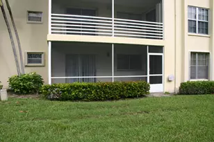 5570 Tamberlane Cir, Palm Beach Gardens, FL 33418 - Photo 21