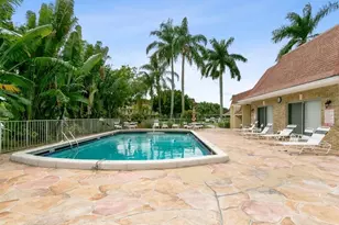 5570 Tamberlane Cir, Palm Beach Gardens, FL 33418 - Photo 23